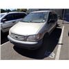Image 1 : 2001 Toyota Sienna