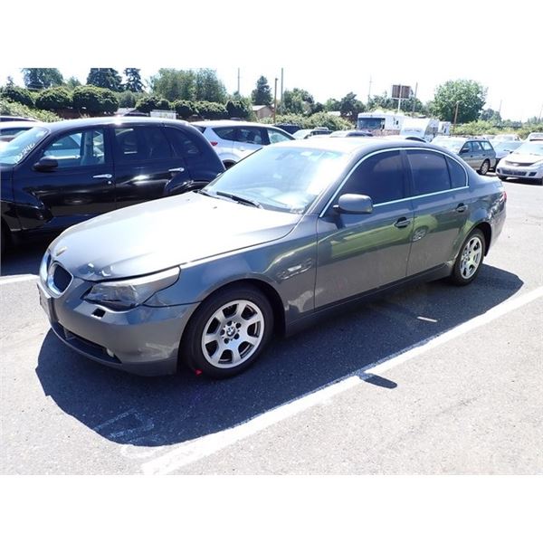 2004 BMW 525i
