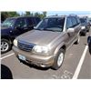 Image 1 : 2002 Suzuki XL7