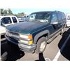 Image 1 : 1999 Chevrolet Suburban