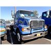 Image 2 : 2008 Sterling Trucks L/LT7500