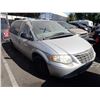 Image 2 : 2005 Chrysler Town and Country