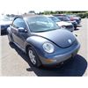 Image 2 : 2004 Volkswagen New Beetle