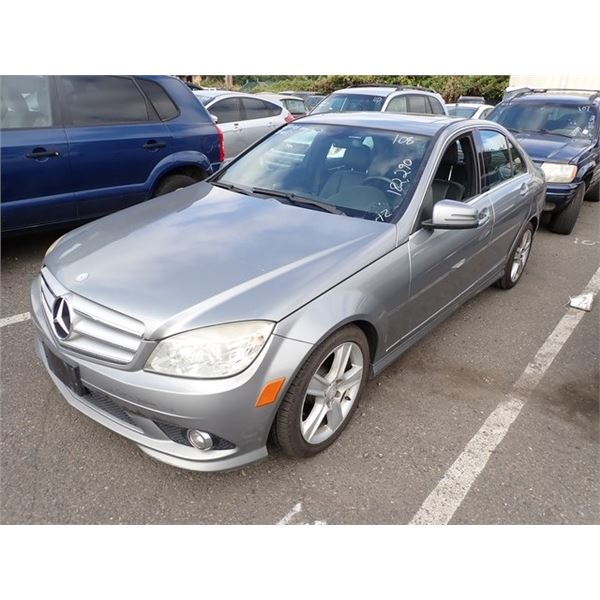 2010 Mercedes-Benz C300