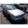 Image 2 : 1998 Volvo V70