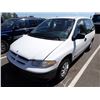 Image 1 : 2000 Dodge Caravan