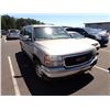 Image 2 : 2001 GMC Yukon XL