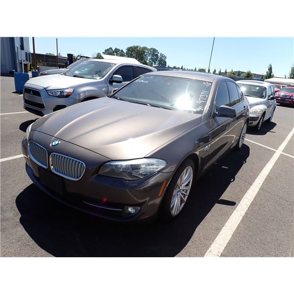 2011 BMW 550i xDrive
