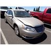 Image 2 : 2013 Chrysler 200