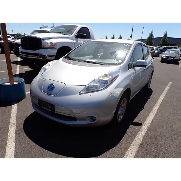 2012 Nissan LEAF