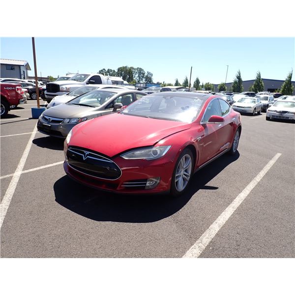 2015 Tesla Model S 85
