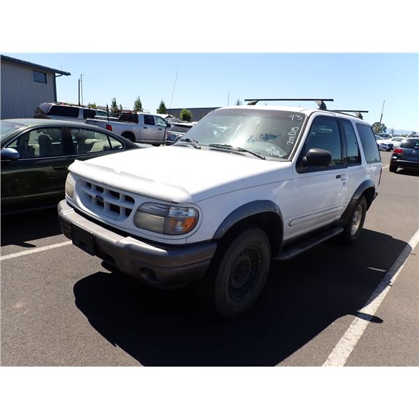 2000 Ford Explorer Sport