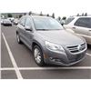 Image 2 : 2011 Volkswagen Tiguan