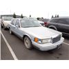 Image 2 : 1994 Lincoln Town Car