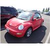 Image 1 : 2004 Volkswagen New Beetle