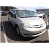 Image 2 : 2008 Toyota Sienna
