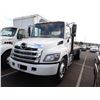Image 1 : 2017 Hino 268