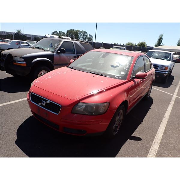 2005 Volvo S40