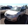 Image 1 : 2008 Toyota Sienna