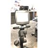Image 2 : GREY/BLACK LIFE FITNESS 95R RECUMBENT BIKE SOFT TOUCH SCREEN D66" X W25" X H54"