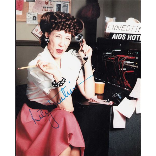 Lily Tomlin signed photo