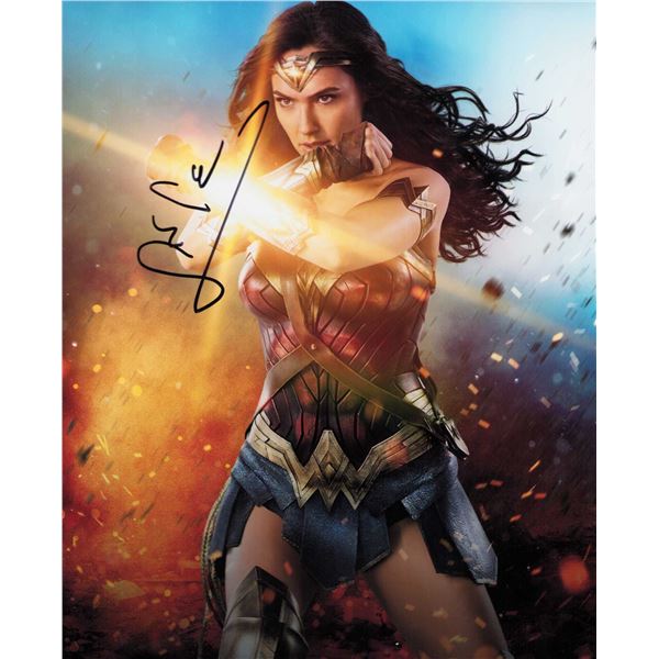 Gal Gadot signed photo Wonderwoman