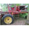 Image 2 : Versatile Hydrostatic 400 18ft Swather (Not Running) Serial#