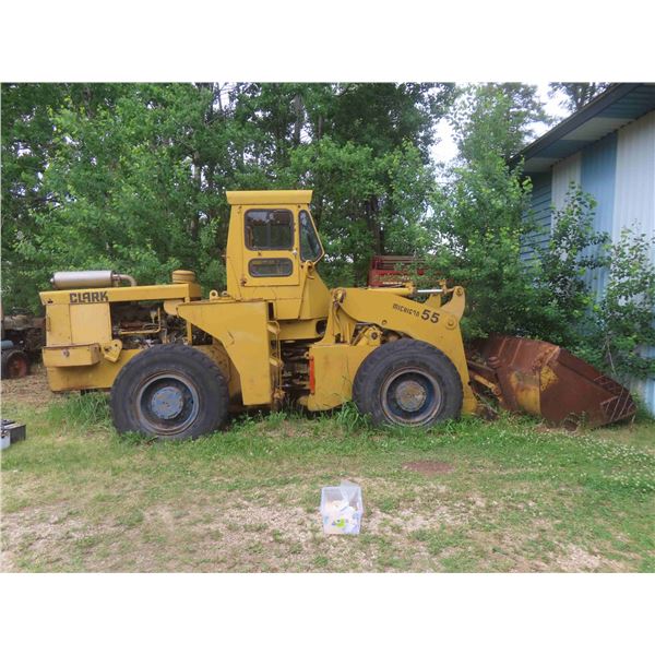 Michigan 55 GMA Wheel Loader Serial# 4166382 Forward/Reverse Shuttle                