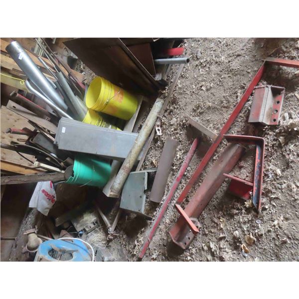 Pallet: Welding Material, Pipe, Various Lengths, 