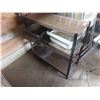 Image 3 : 8 Folding Chairs, 3 Tier Metal Shelf 