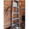 Image 1 : Aluminum Step Ladder with Paint Tray 6ft 