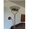 Image 3 : Modern Floor Lamp with Adjustable Pull Down Light 