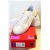 Image 1 : PUMA LADIES COURT SHOES US 11 WHITE