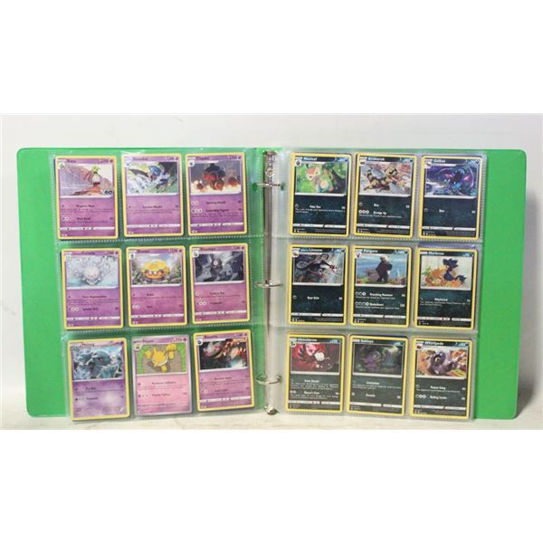 BINDER POKEMON COLLECTOR CARDS
