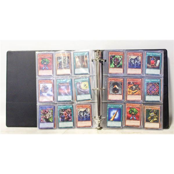 BINDER YUGIOH COLLECTOR CARDS