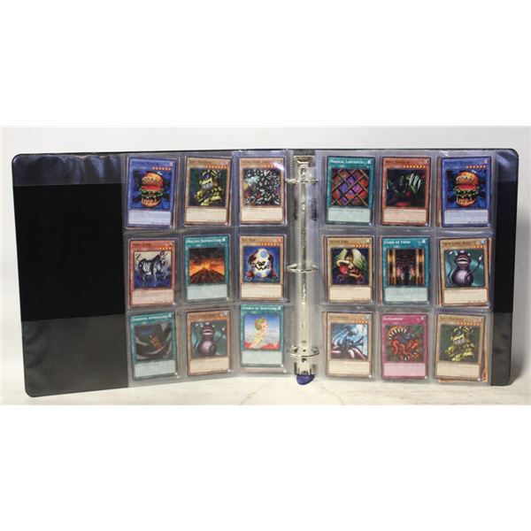 BINDER YUGIOH COLLECTOR CARDS