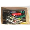 Image 1 : SCREWDRIVERS- LARGE LOT ASSORTED