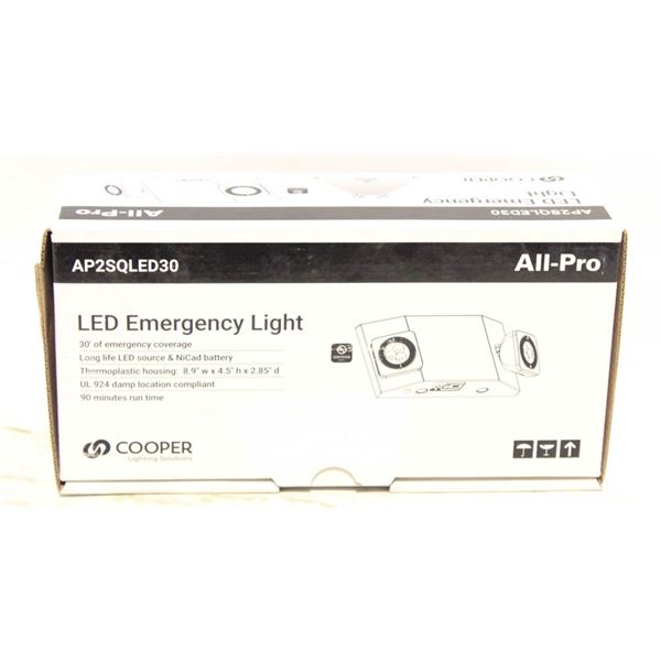 COOPER LED EMERGANCY LIGHT UNUSED