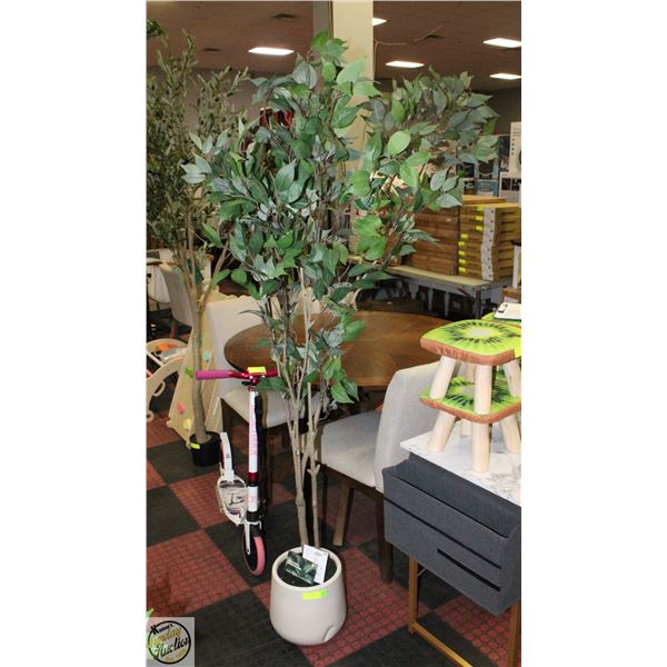 NEW CROSOFMI 6FT TALL ARTIFICAL TREE