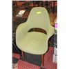 Image 1 : VINTAGE DANISH MCM CHAIR-ESTATE