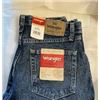Image 1 : NEW WRANGLER 30 X 32 JEANS