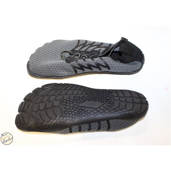 RACQUA WATER SHOES GREY SWIM SHOES SIZE 12