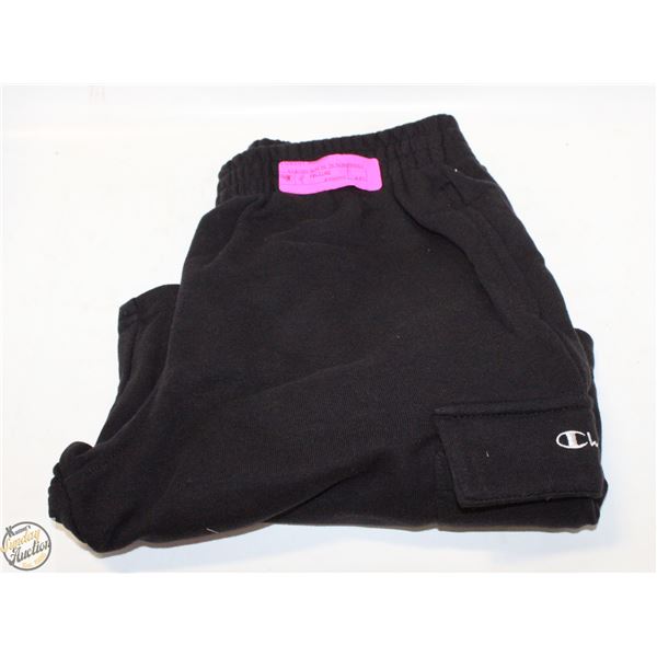 CHAMPION XL BLACK SHORTS