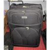 Image 1 : MEDIUM SIZE BLACK SUITCASE