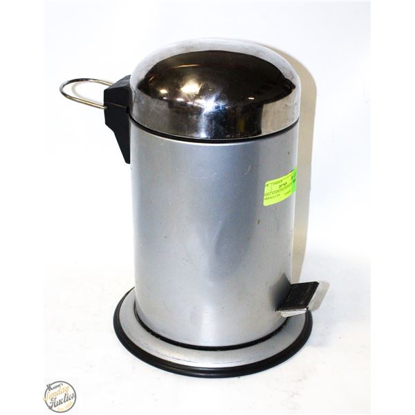 SMALL STAINLESS STEP BATHROOM GARBAGE CAN