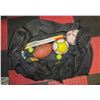 Image 1 : SPORTS BAG FULL OF SOCCER,BASKETBALL