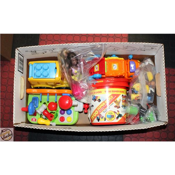 LARGE COLLECTION OF CHILDRENS TOYS: