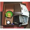 Image 1 : PET LOT WITH BOWL, LEASH, ROPE & PET TAXI