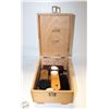 Image 3 : VINTAGE WOOD SHOESHINE BOX & SUPPLIES