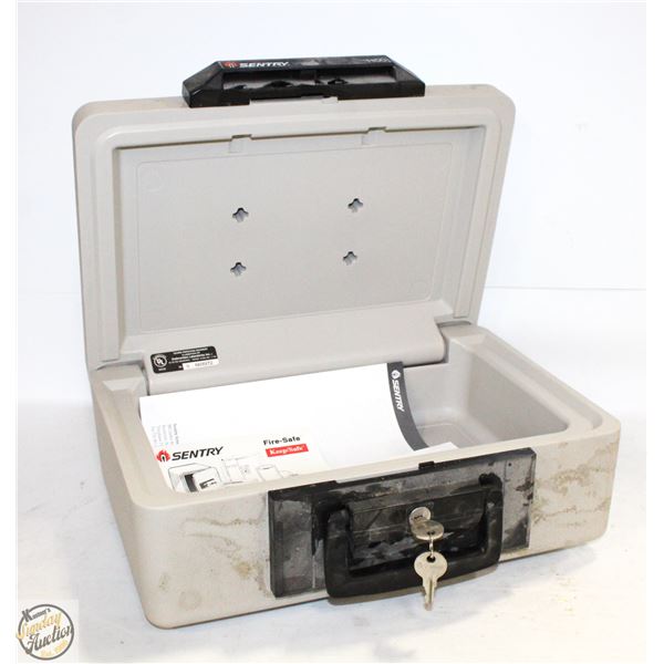 SENTRY SAFE WITH KEY